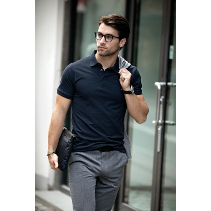 Polo stretch deluxe Harvard de marque Nimbus, très épais, coupe parfaitement ajustée. Vignette